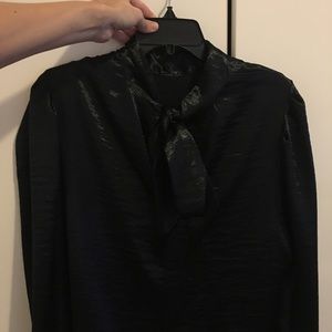 Leith Blousy Top with button cuff and tie neck